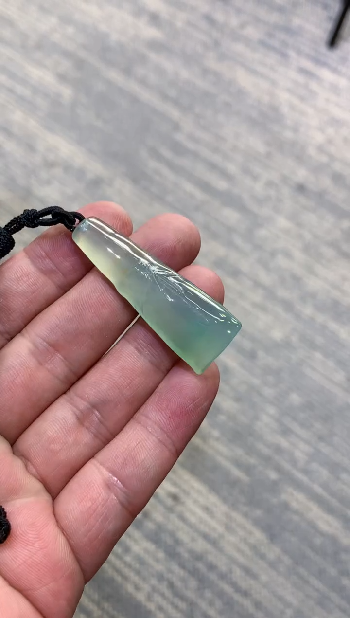 颈饰未镶嵌翡翠天然A货翡翠
