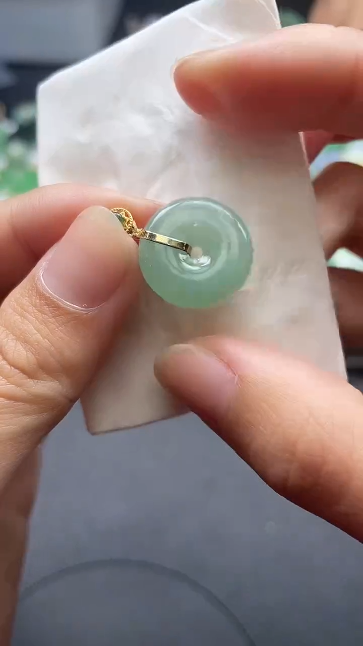 【闪购商品】翡翠颈饰18K金镶嵌翡翠