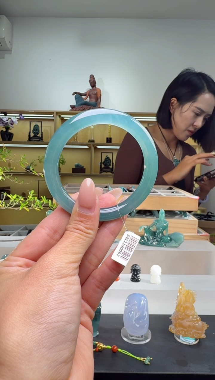 未镶嵌手镯翡翠54圈