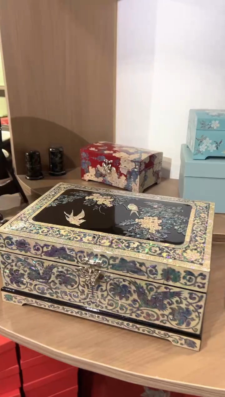 【闪购商品】按扣满贝·弘贝雅螺钿漆器文化馆