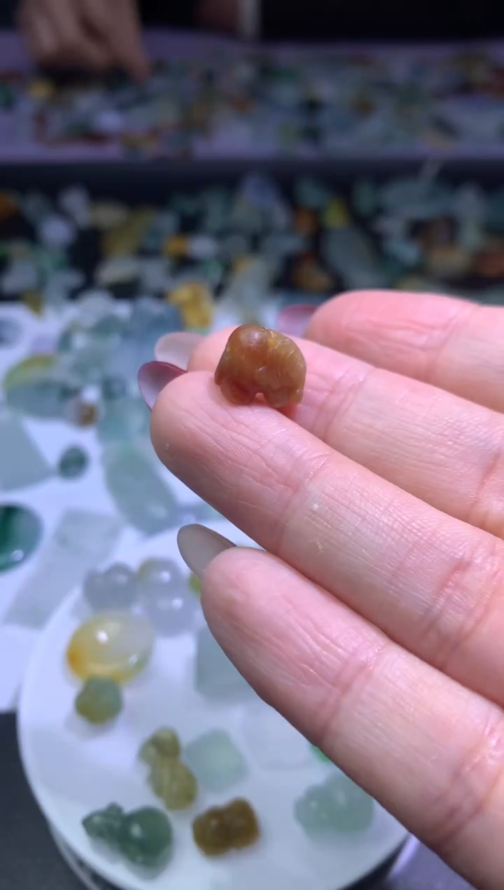 【闪购商品】定制翡翠未镶嵌毛货