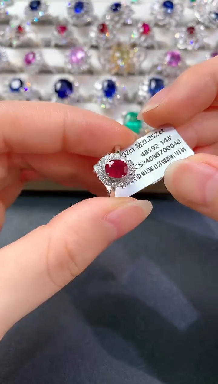 戒指18K金镶嵌红宝石D464|6980