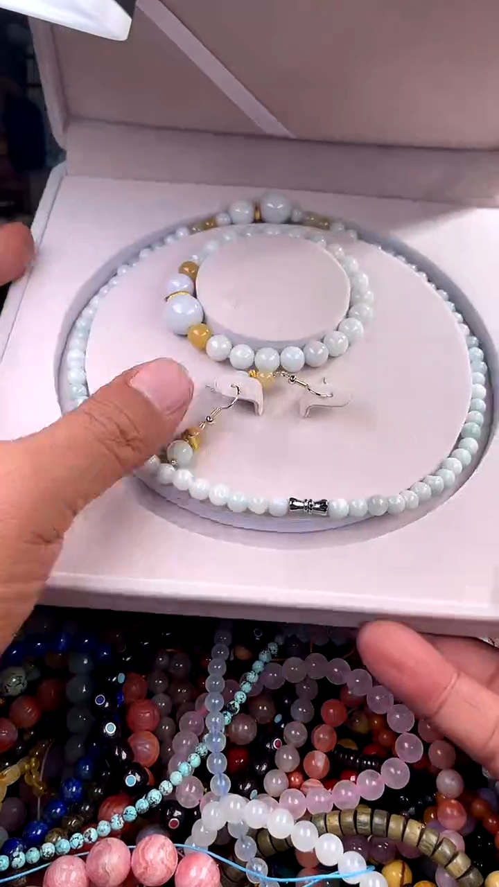 【闪购商品】翡翠颈饰未镶嵌(一物一件)136111