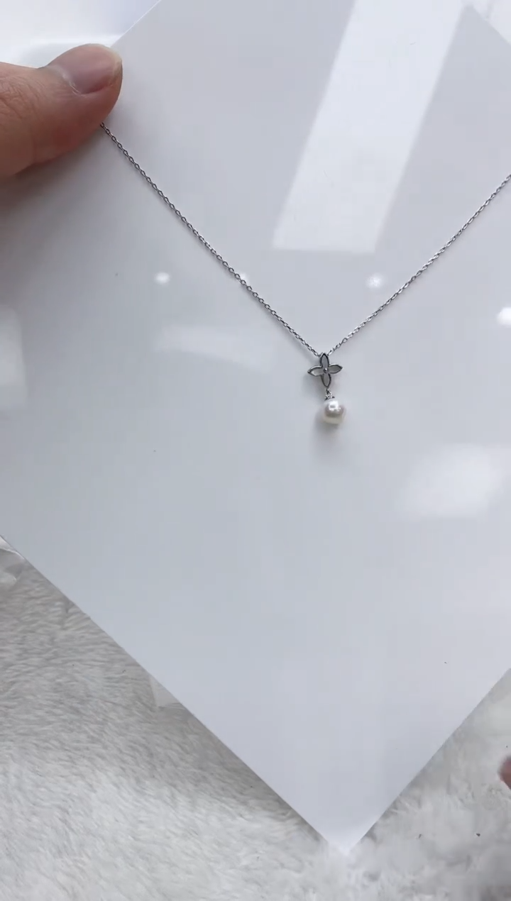 【闪购商品】海水珍珠颈饰银S925镶嵌海水珍珠项链