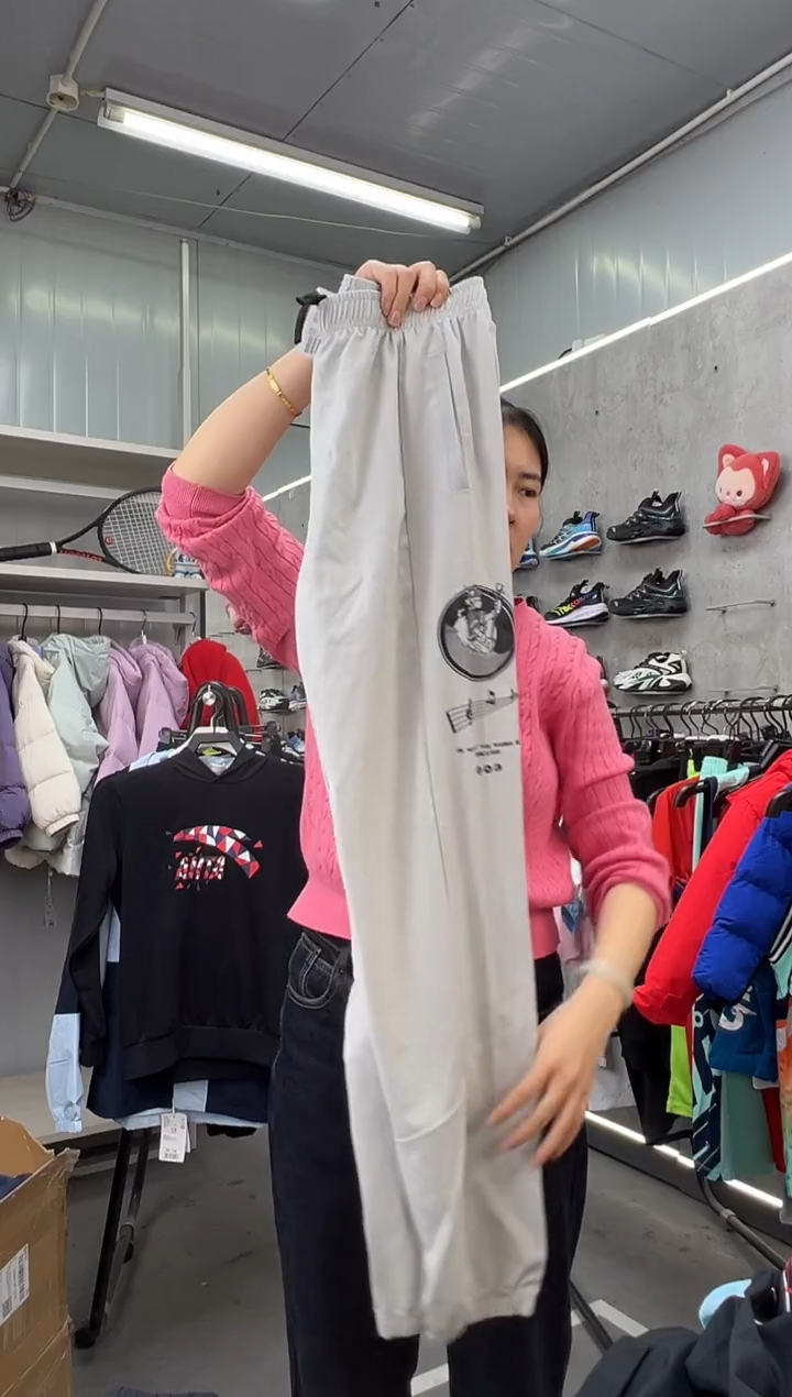 【闪购商品】安踏儿童衣服尺码：165