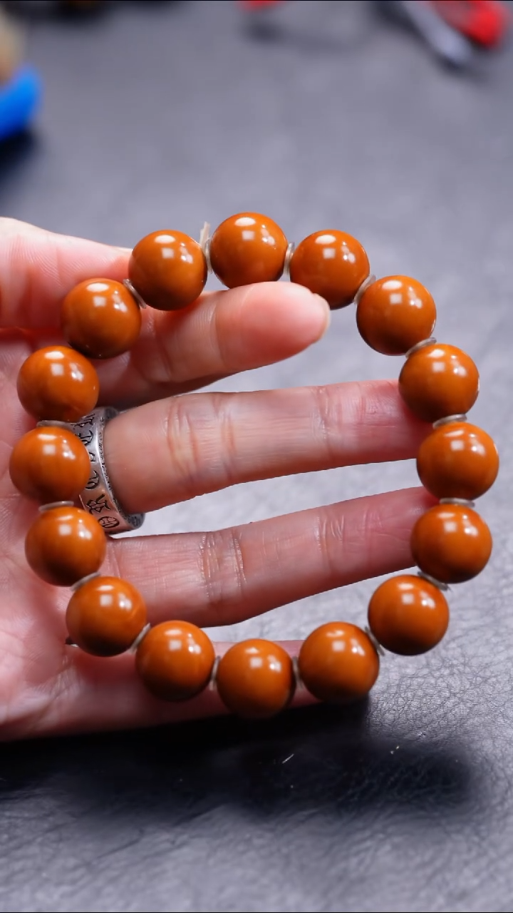 【闪购商品】橄榄核吊坠橄榄核