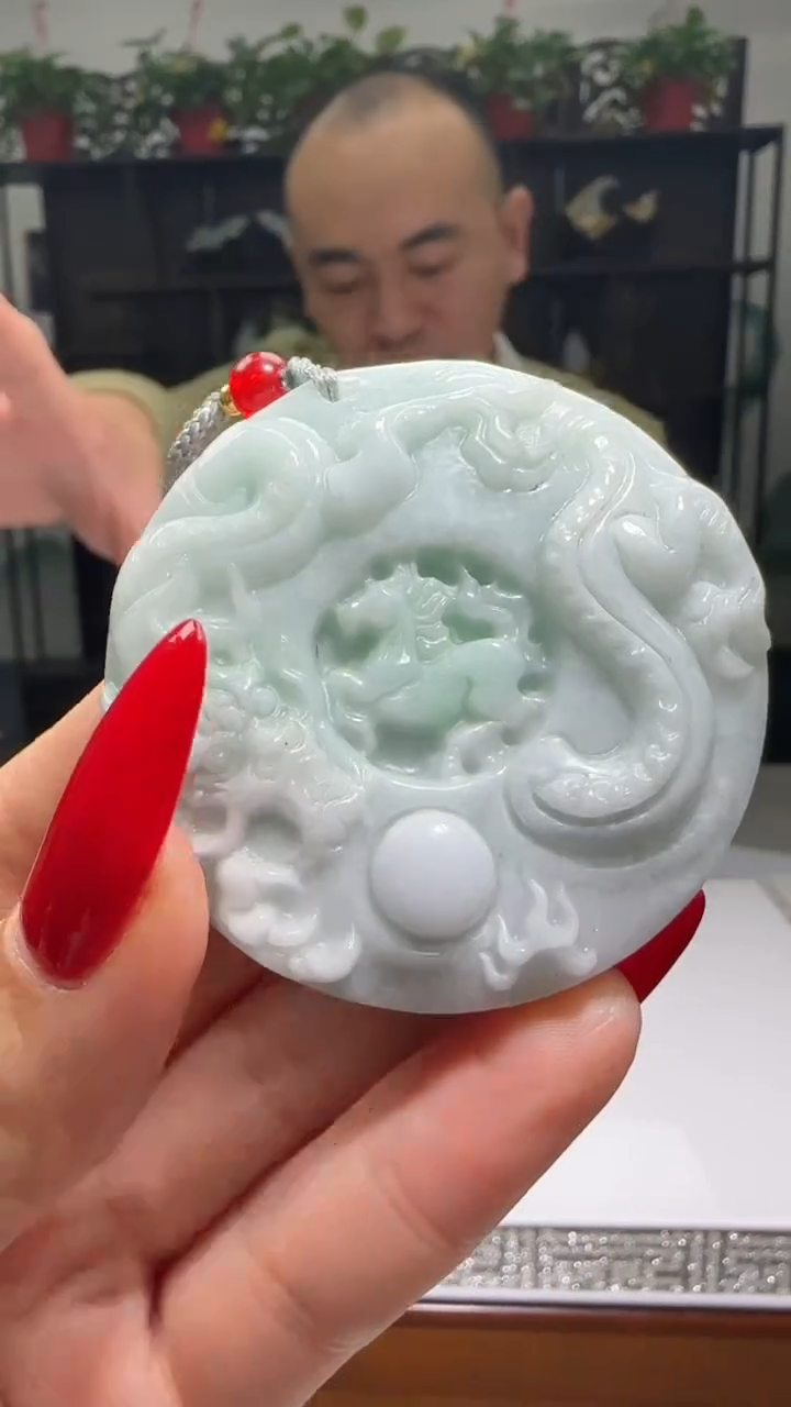 【闪购商品】翡翠颈饰未镶嵌天然翡翠A货吊坠