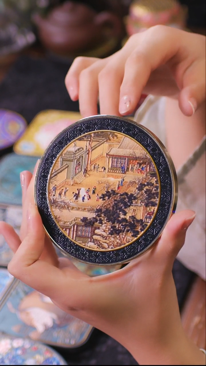 壹藏贰宝十二月月令图案铜圈杯垫一片