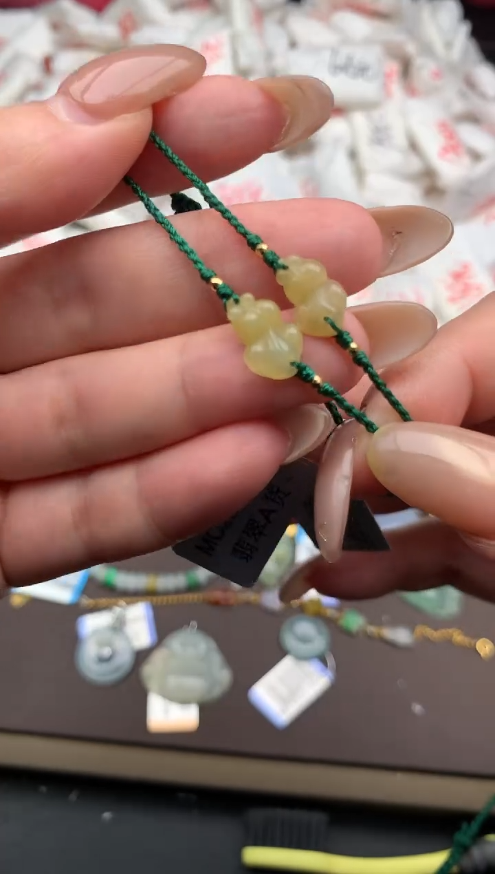 【闪购商品】翡翠手绳未镶嵌 多样性发货（发一个）