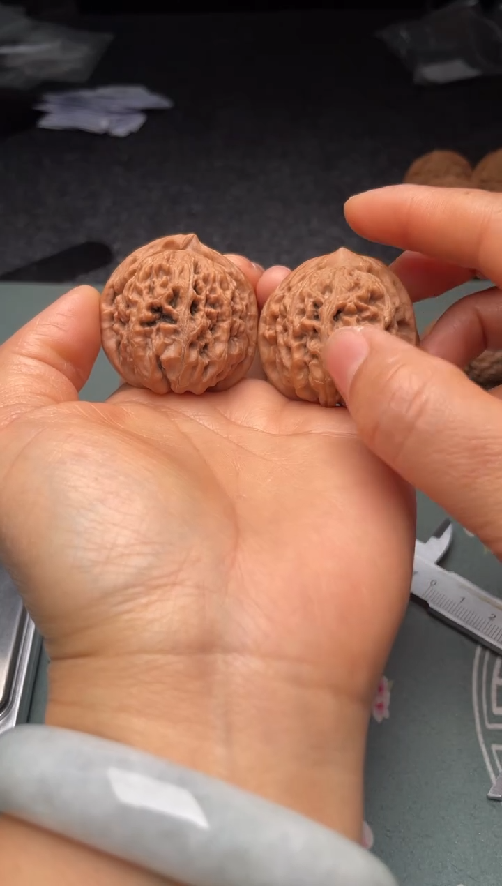 把件文玩核桃w268  凤凰台 39尺