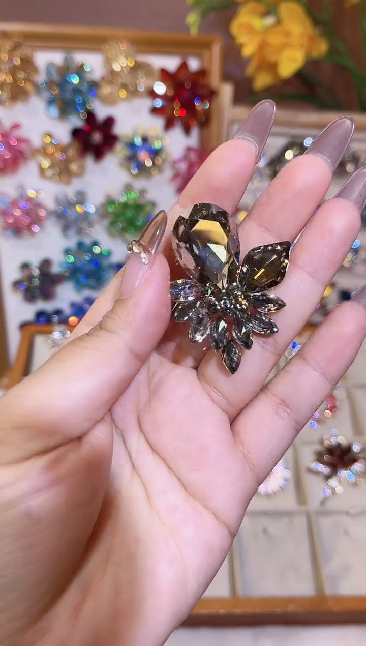 无铜合金精品饰界