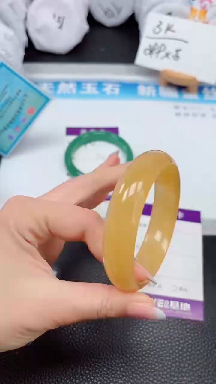 【闪购商品】石英质玉手镯未镶嵌41---64