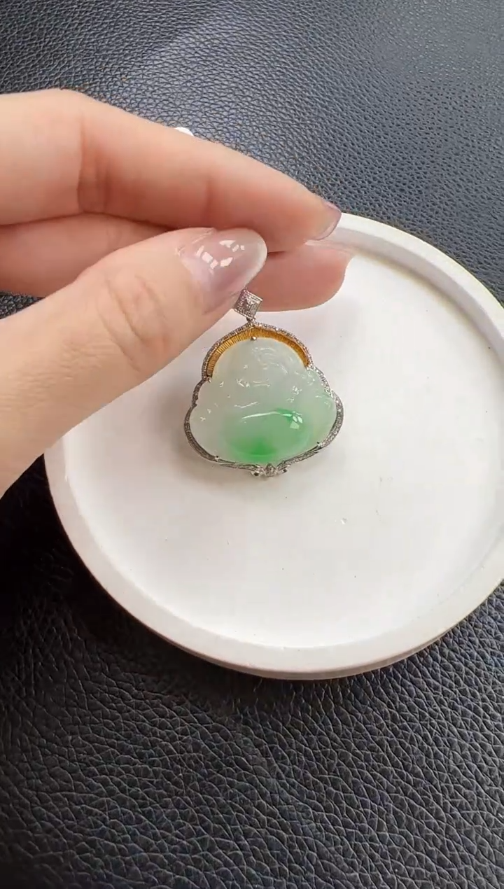 【闪购商品】翡翠颈饰18K金镶嵌佛公