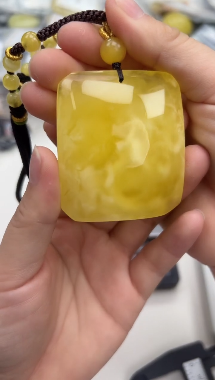 裸石琥珀未镶嵌琥珀蜜蜡吊坠