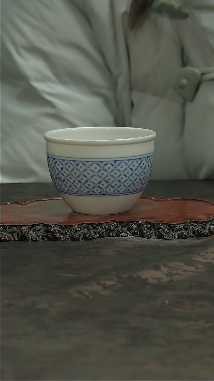 【闪购商品】青花手绘缸杯！！！