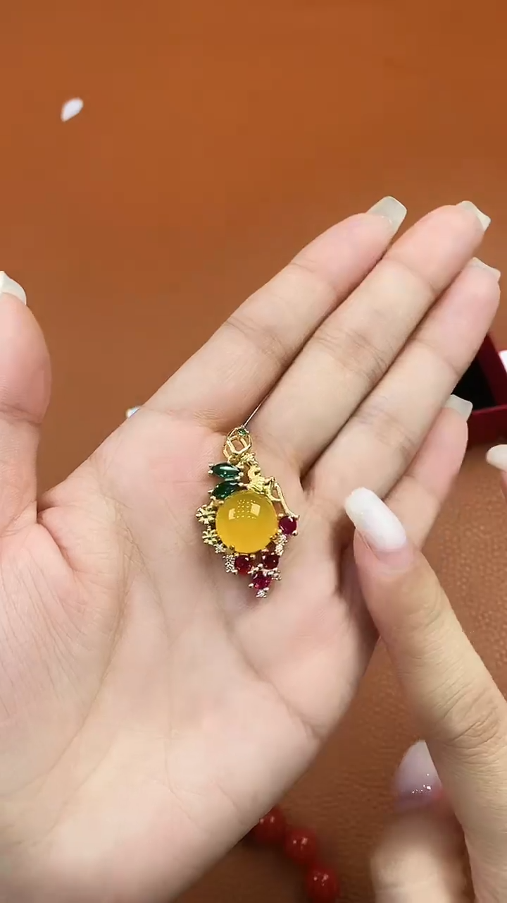 合金吊坠(赠链)玛瑙/玉髓天然精美吊坠多样性发