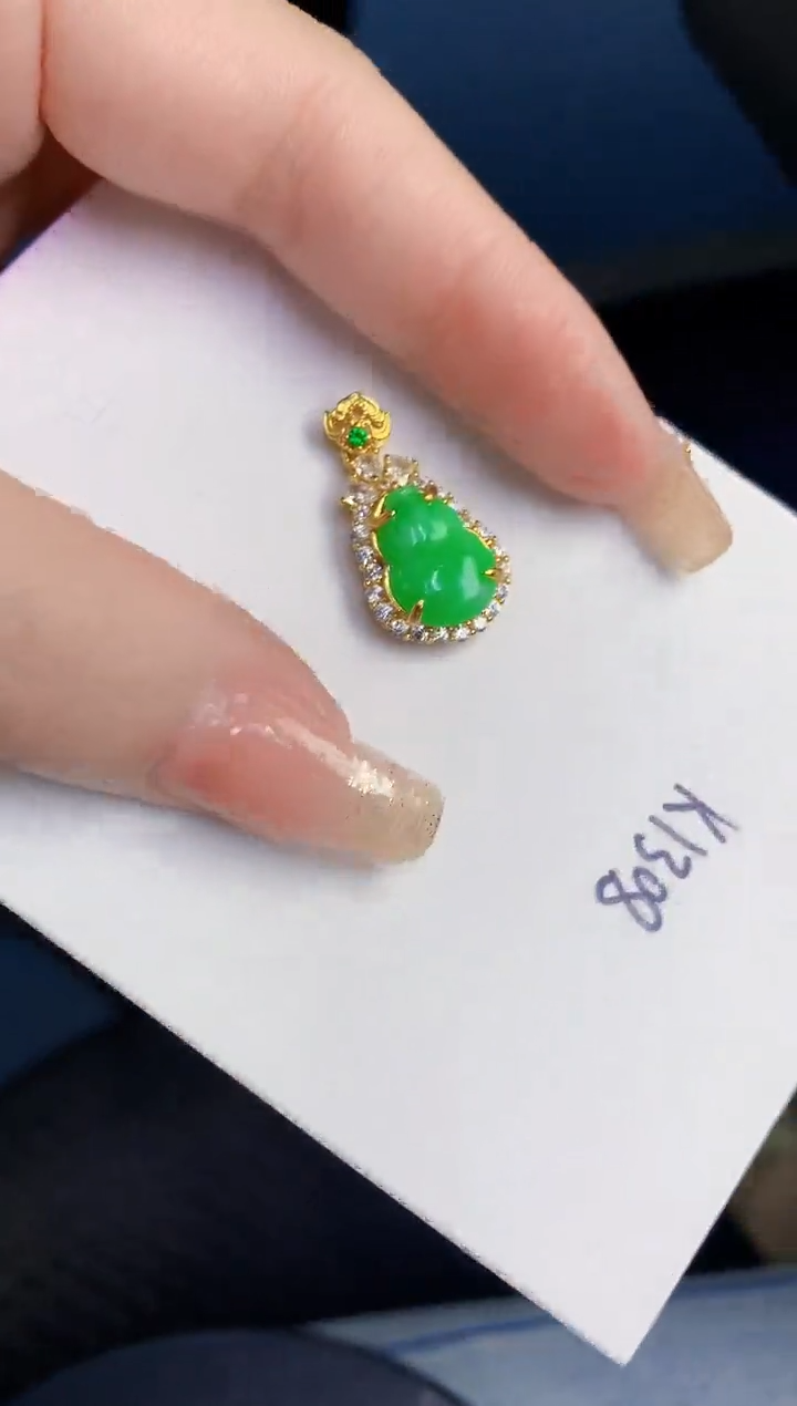 颈饰未镶嵌翡翠缅甸天然翡翠A货