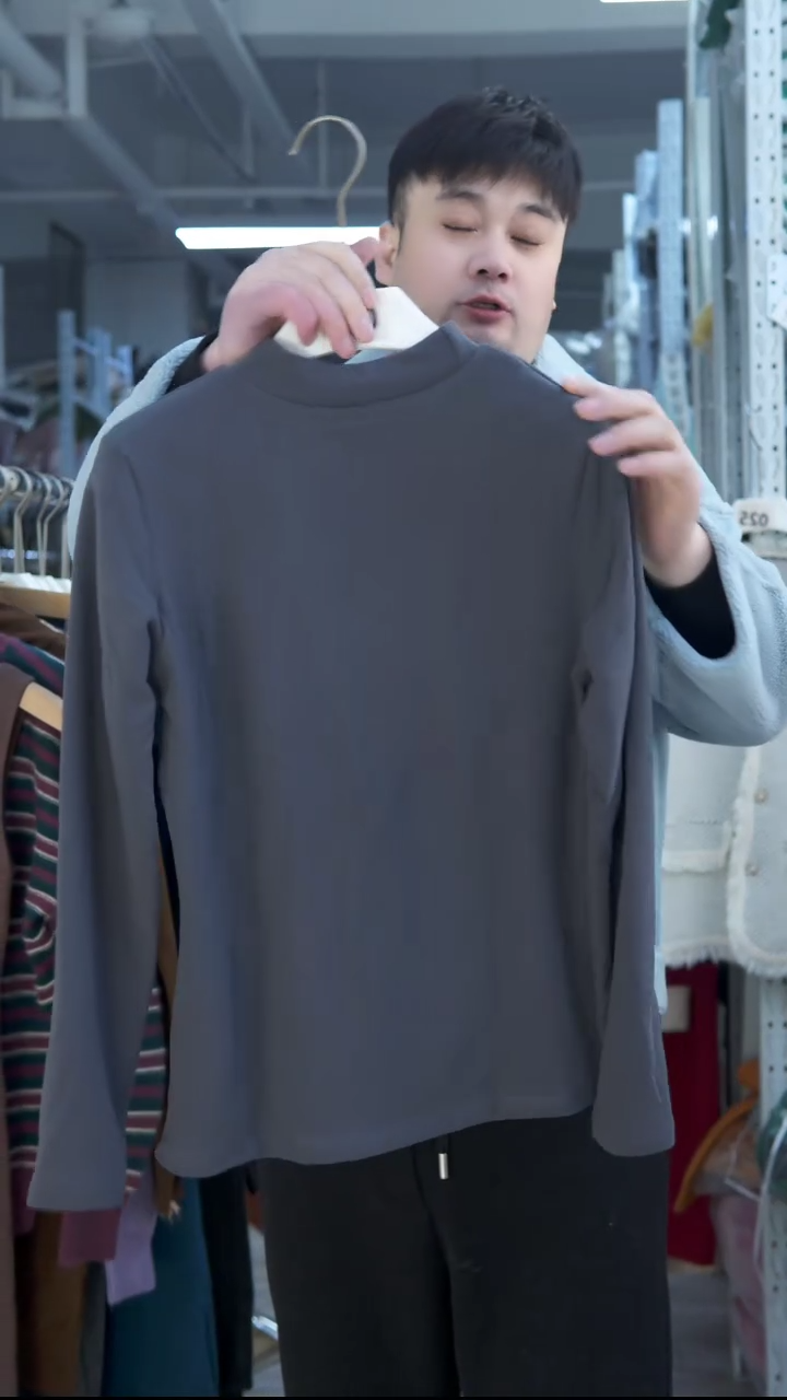 玉姐家高品质毛衣  09193  灰色