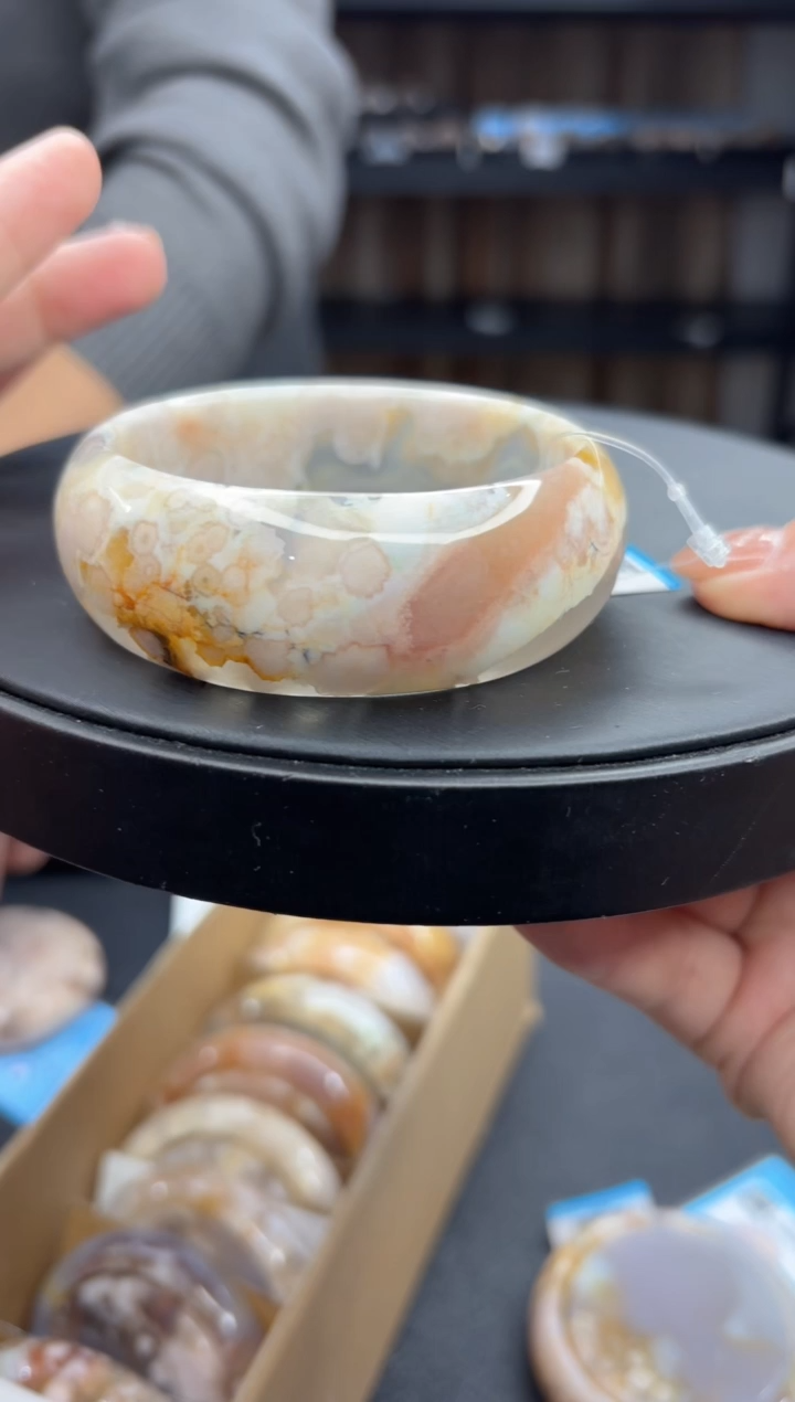 【闪购商品】石英质玉手镯未镶嵌2336（59圈）