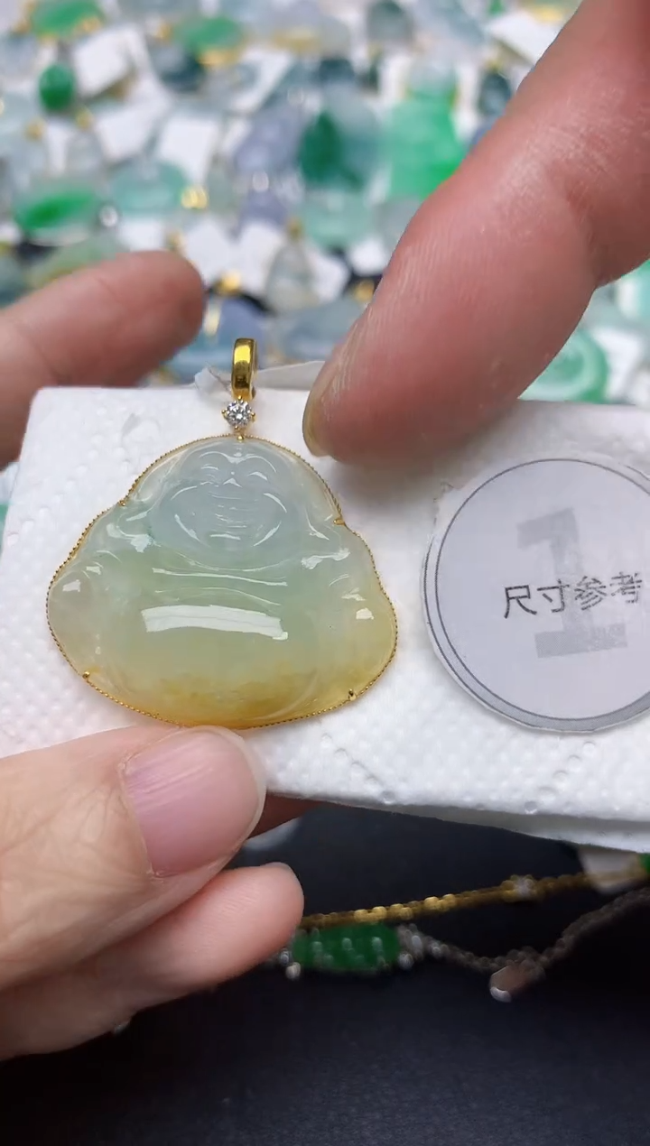颈饰18K金镶嵌翡翠天然缅甸A货翡翠