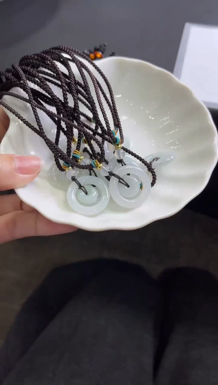 【闪购商品】翡翠挂件未镶嵌B79 /多样性发一件