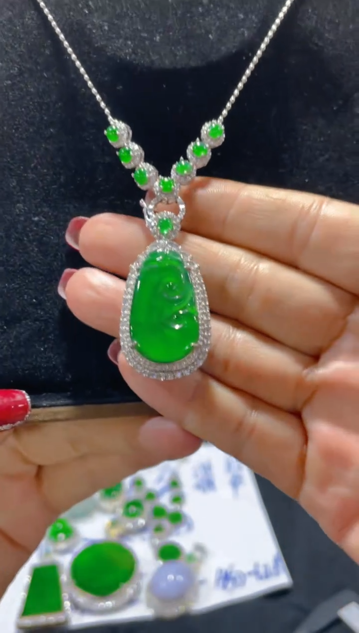 【闪购商品】定制翡翠未镶嵌天然A货翡翠假一罚四（多样性发货）