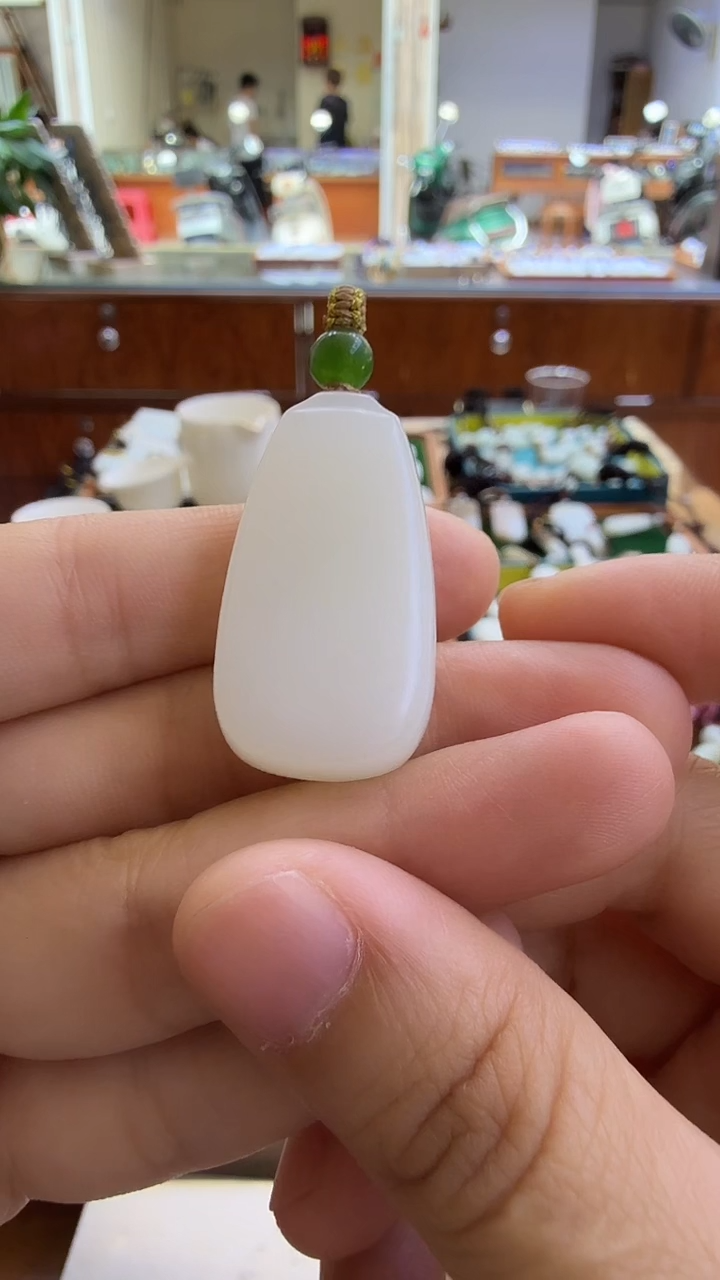 颈饰未镶嵌和田玉平安牌