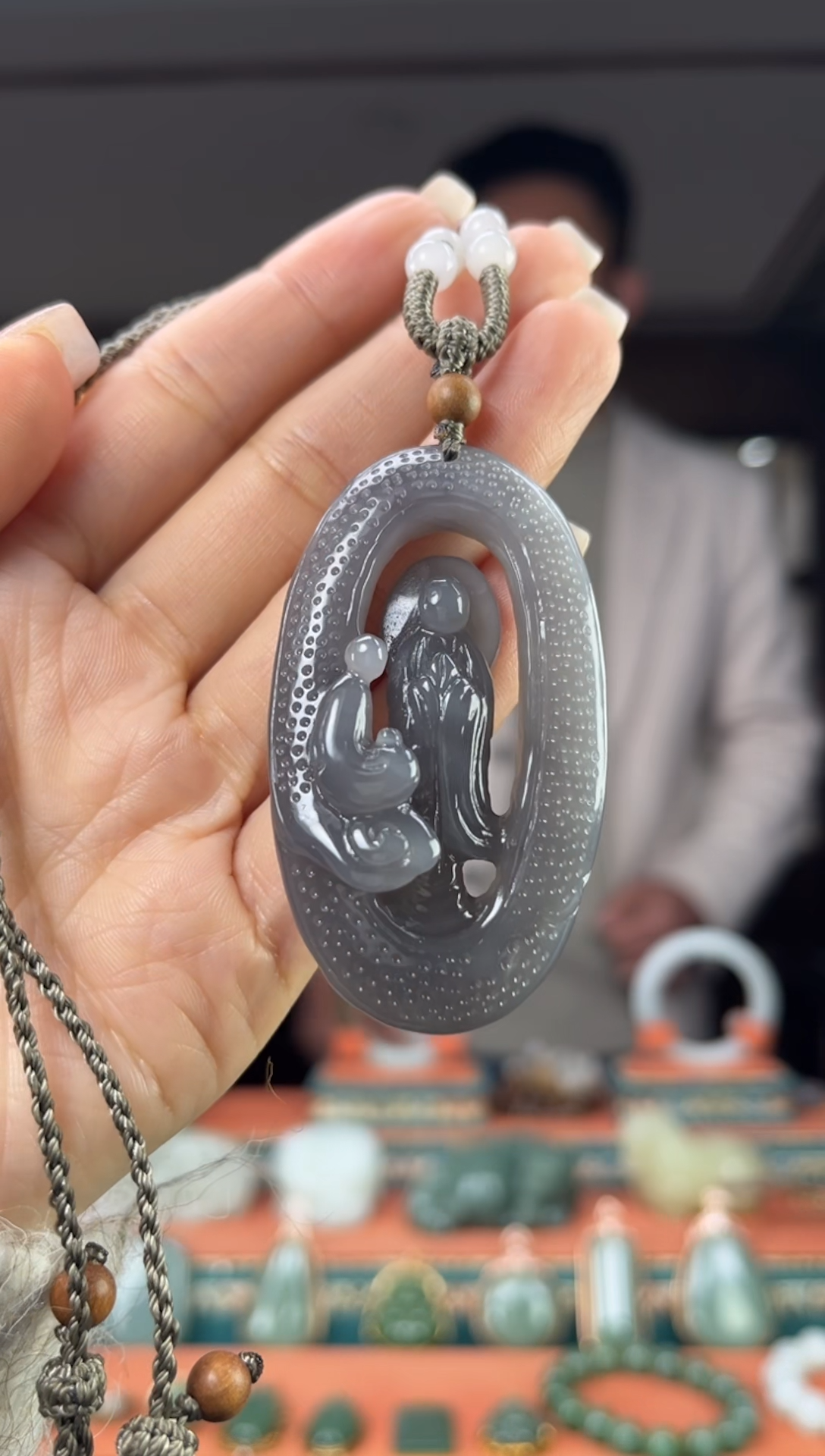 颈饰未镶嵌和田玉佩佩