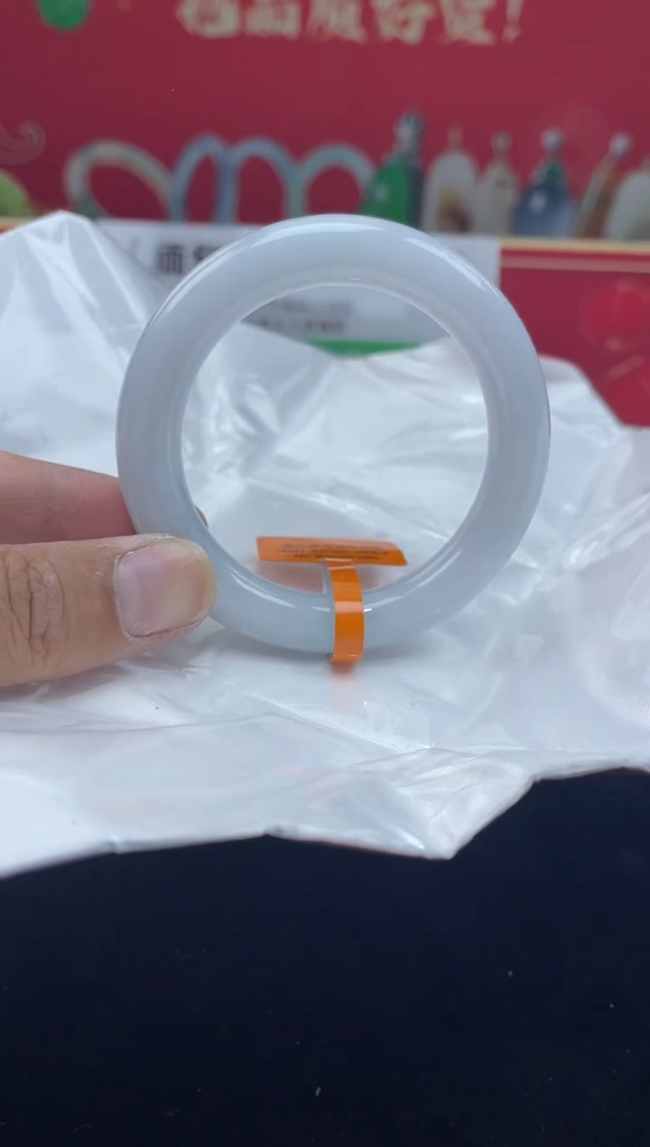 【闪购商品】翡翠手镯未镶嵌手镯12