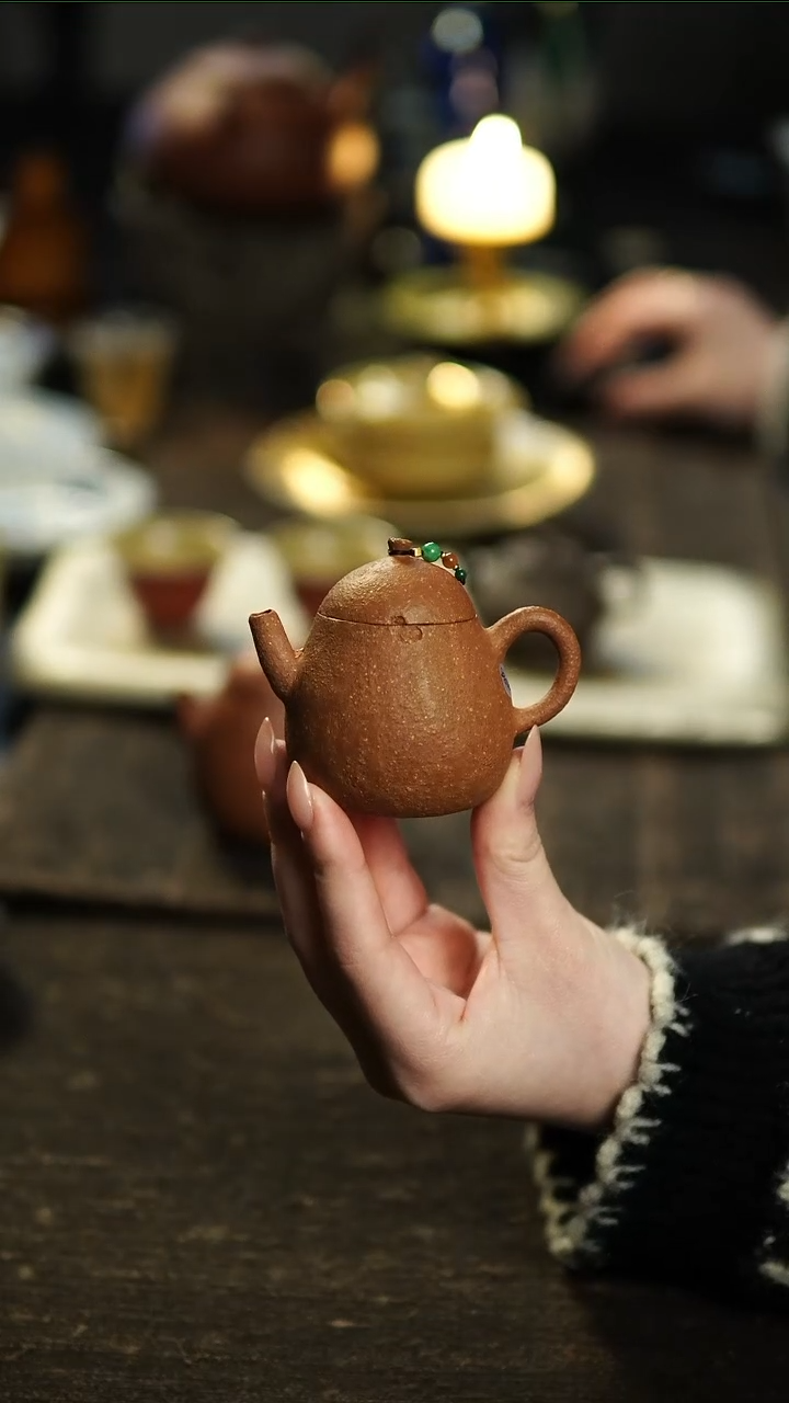 茶盏尘恕手捏段泥壶