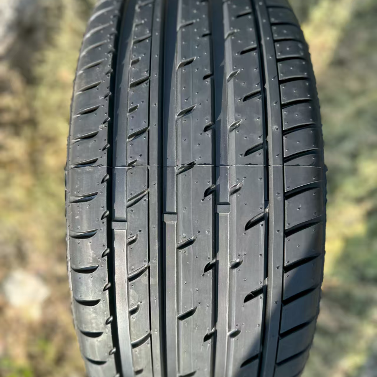 海大  255/35R20 102Y 花纹927 正品全标全码（包邮不包安装）