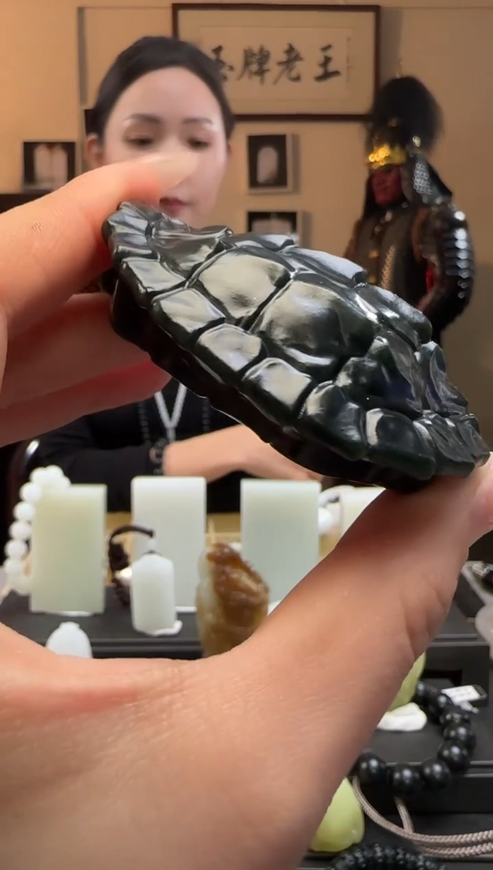 【闪购商品】和田玉青玉富甲天下未镶嵌手把件