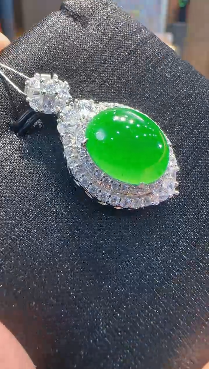 【闪购商品】翡翠吊坠(不含链)银S925镶嵌               