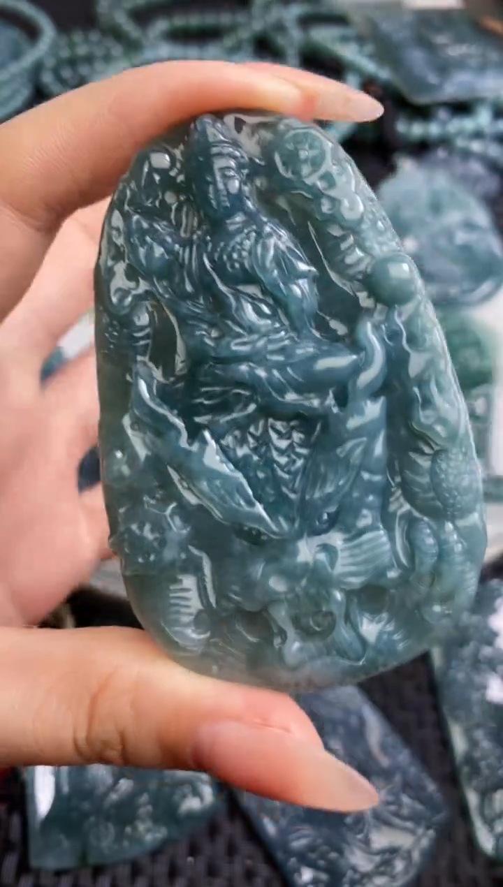 【闪购商品】翡翠颈饰未镶嵌111111111