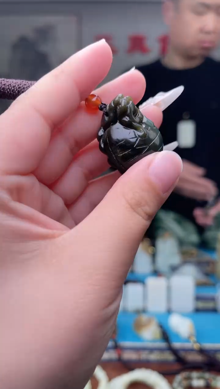 【闪购商品】和田玉未镶嵌挂件1