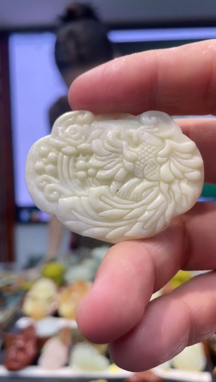 【闪购商品】岫玉吊坠未镶嵌·