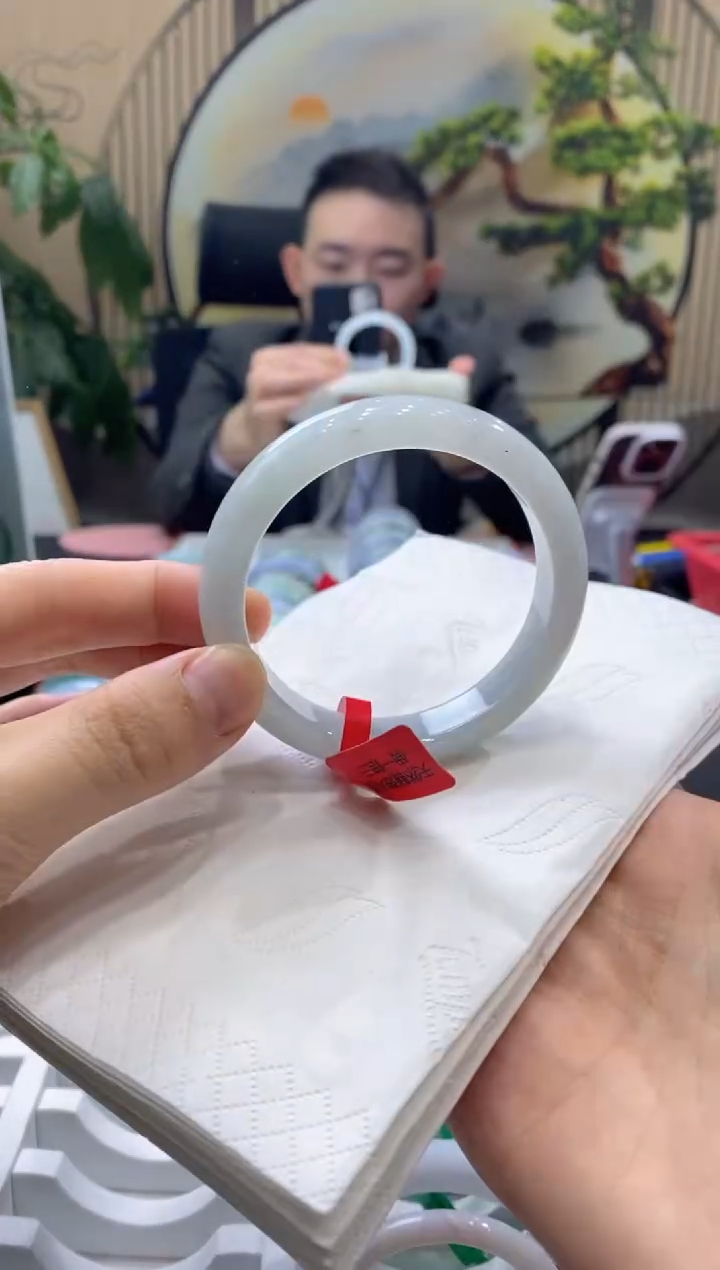 【闪购商品】翡翠手镯未镶嵌0000015968