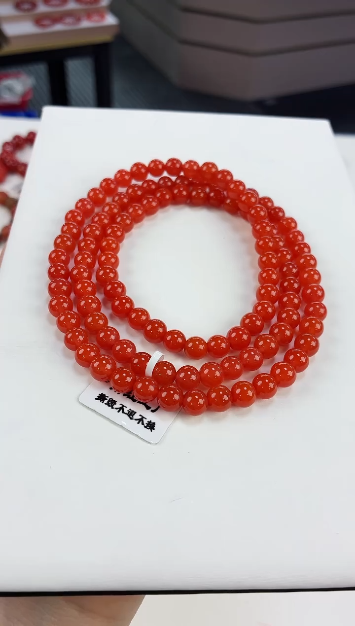 未镶嵌冰红多圈7*南红玛瑙一个/条