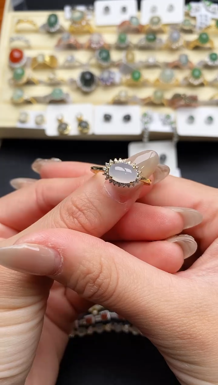 【闪购商品】翡翠戒指银S925镶嵌6666666+8