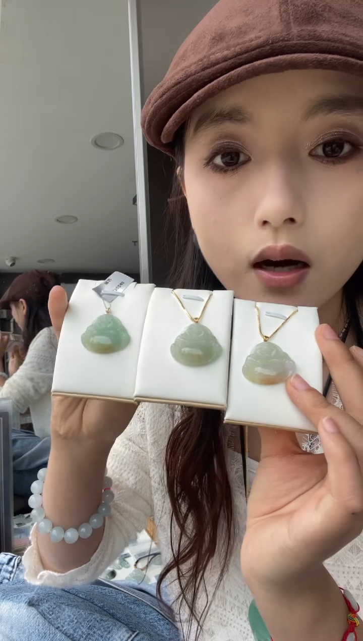 吊坠(不含链)18K金镶嵌翡翠天然缅甸A货翡翠多样性发其一