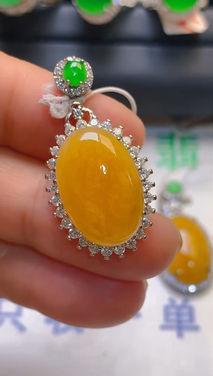 【闪购商品】翡翠耳饰银S925镶嵌天然A货翡翠1