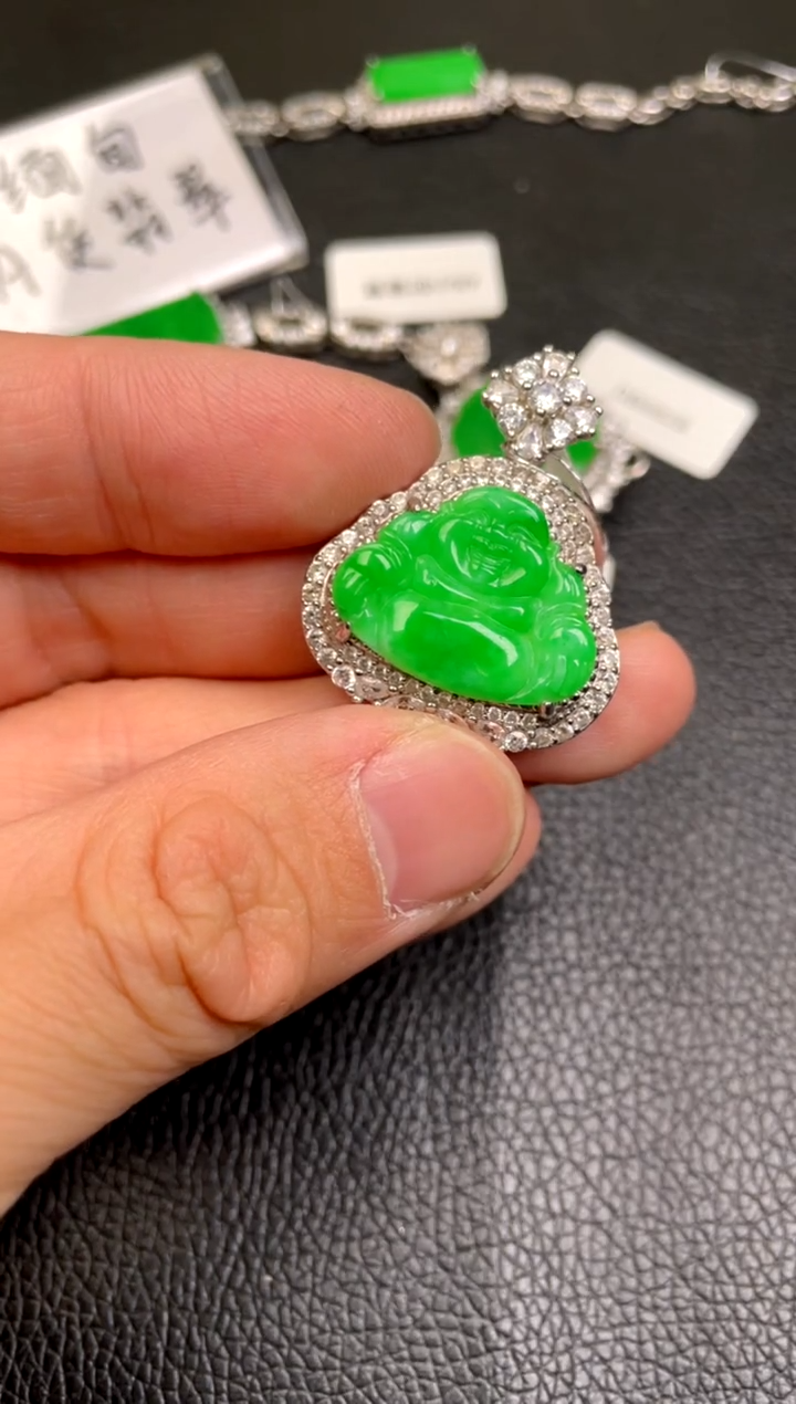 【闪购商品】翡翠吊坠(不含链)银S925镶嵌吊坠