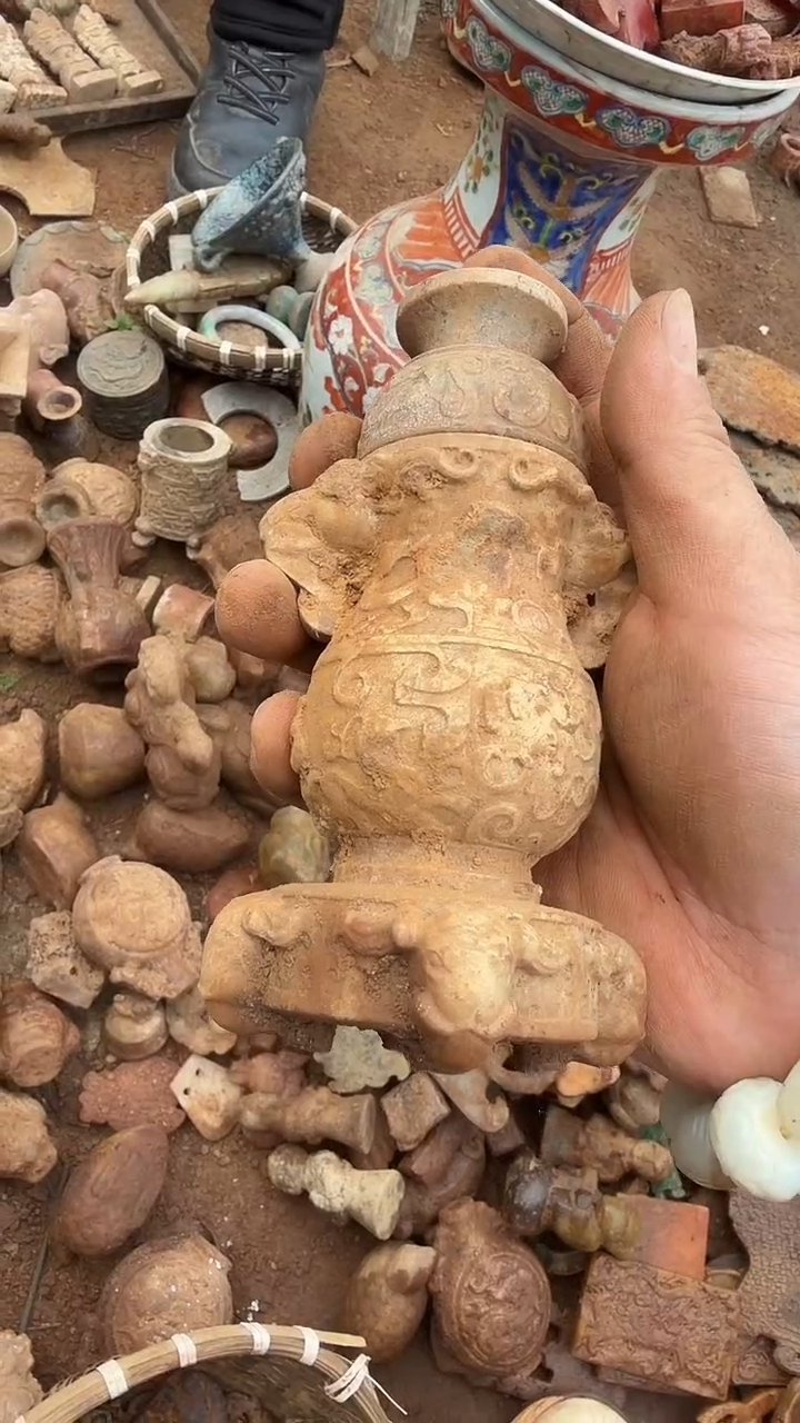 未镶嵌岫岩河磨玉（透闪石质玉）挂件用****4岫岩河磨玉