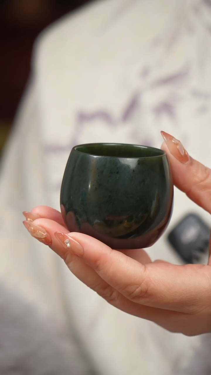 未镶嵌和田玉把件茶杯（多样性发货）