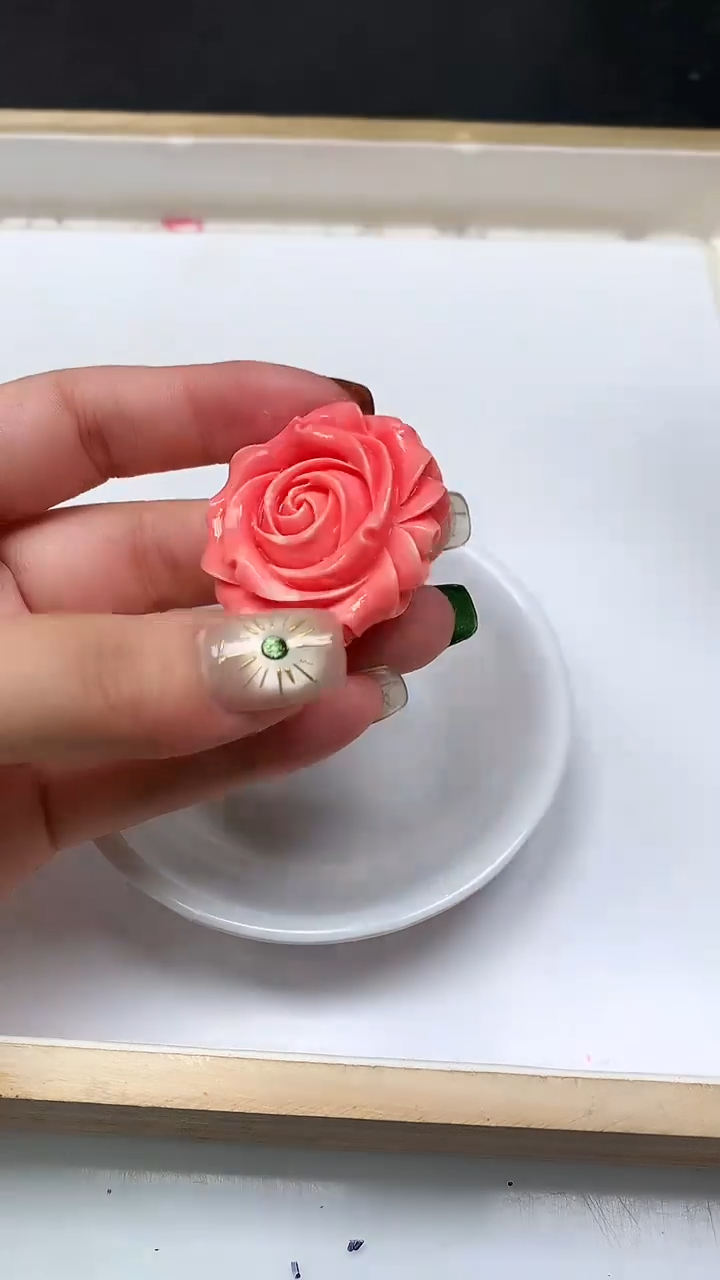 未镶嵌散珠拼合珍珠（马贝珠）E203 女皇贝大玫瑰花36*15mm1个10元