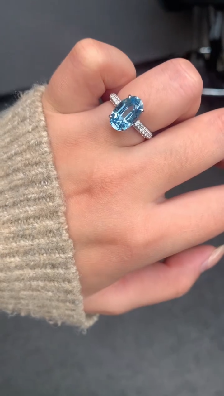 【闪购商品】海蓝宝石戒圈18K金镶嵌3.2ct海蓝宝戒指