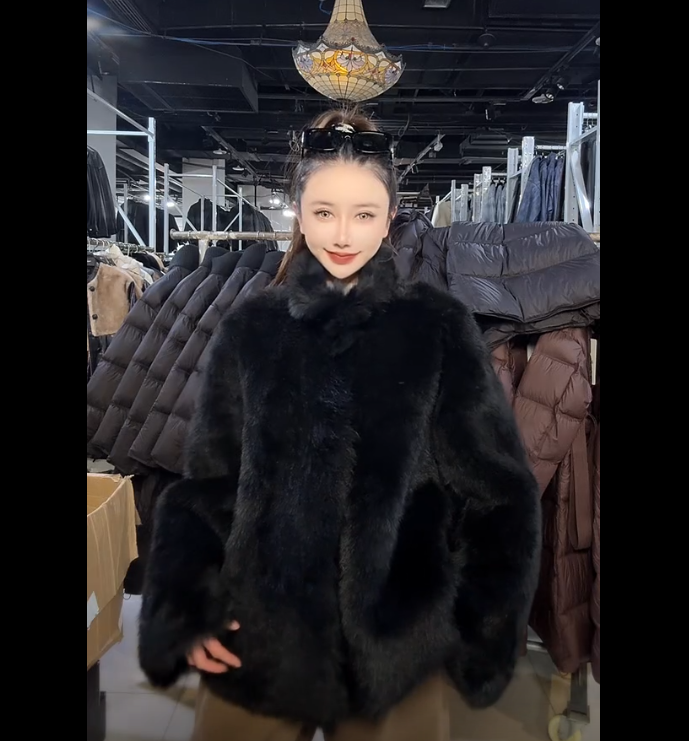 HERDERS 短款纽扣款皮毛一体外套 52362