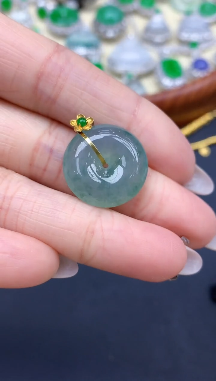 颈饰18K金镶嵌翡翠薇*薇92-中国好珍宝