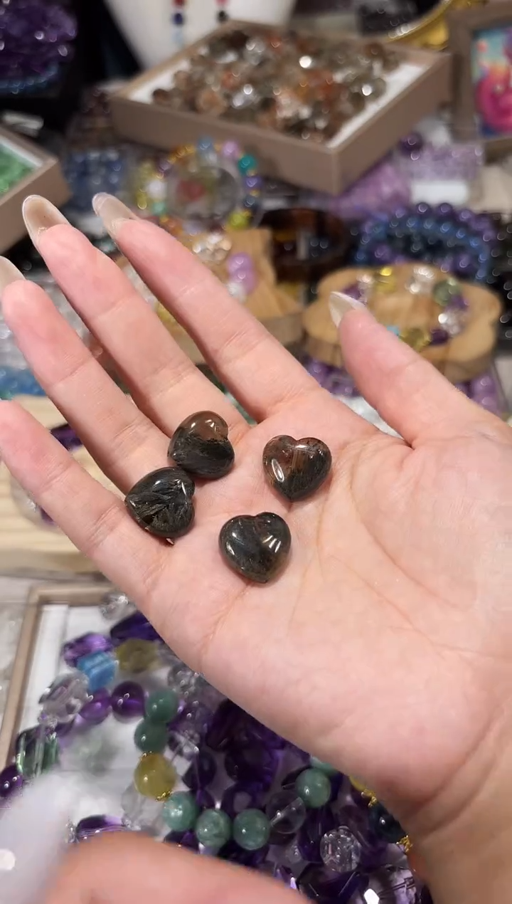 水晶手串未镶嵌黑羽爱心一个宽卡16