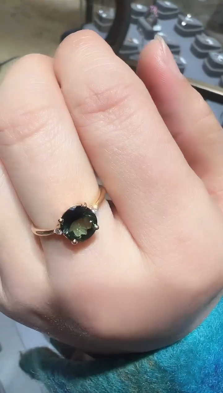 【闪购商品】碧玺戒指18K金镶嵌25【】